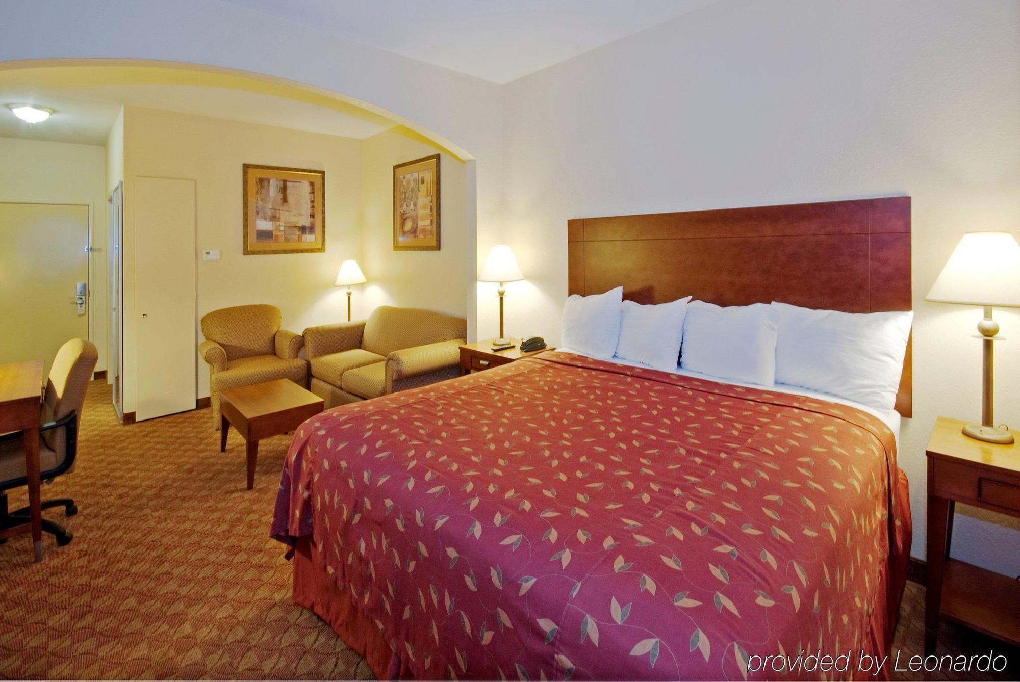 Americas Best Value Inn & Suites-Ливингстън Стая снимка