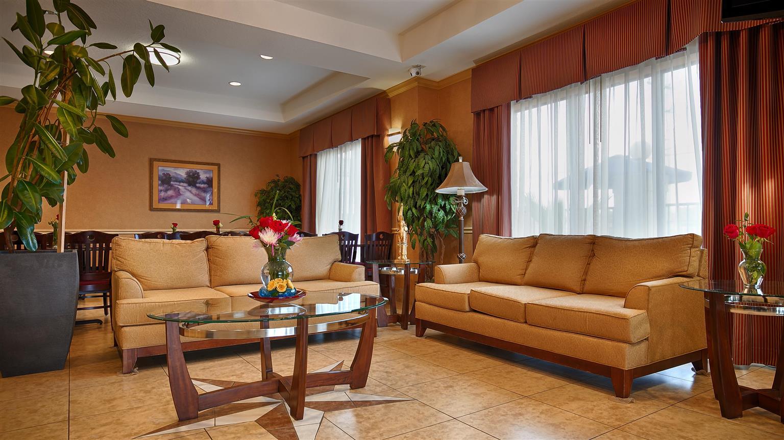 Americas Best Value Inn & Suites-Ливингстън Екстериор снимка