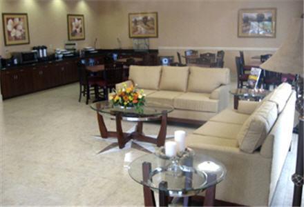 Americas Best Value Inn & Suites-Ливингстън Ресторант снимка