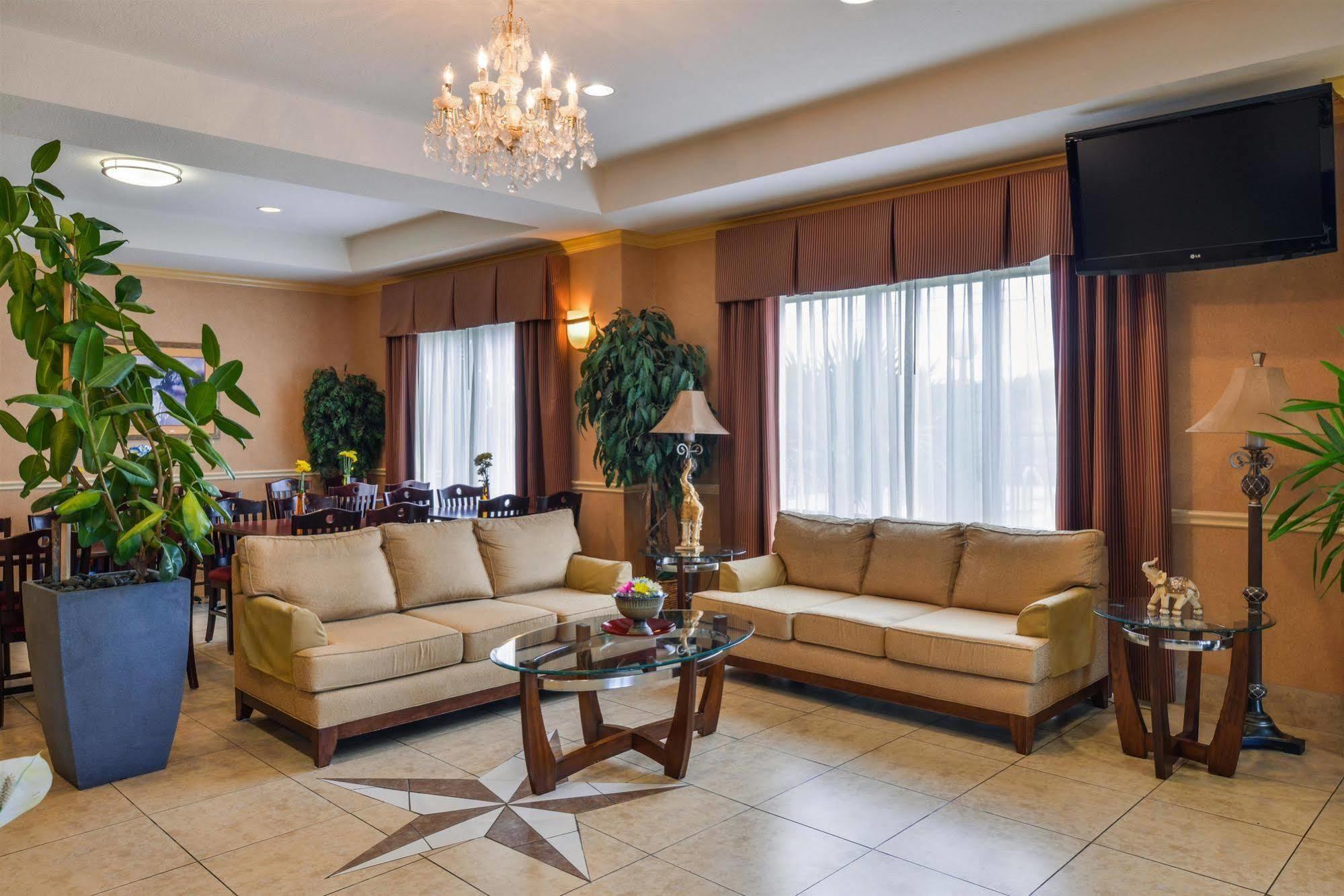Americas Best Value Inn & Suites-Ливингстън Екстериор снимка