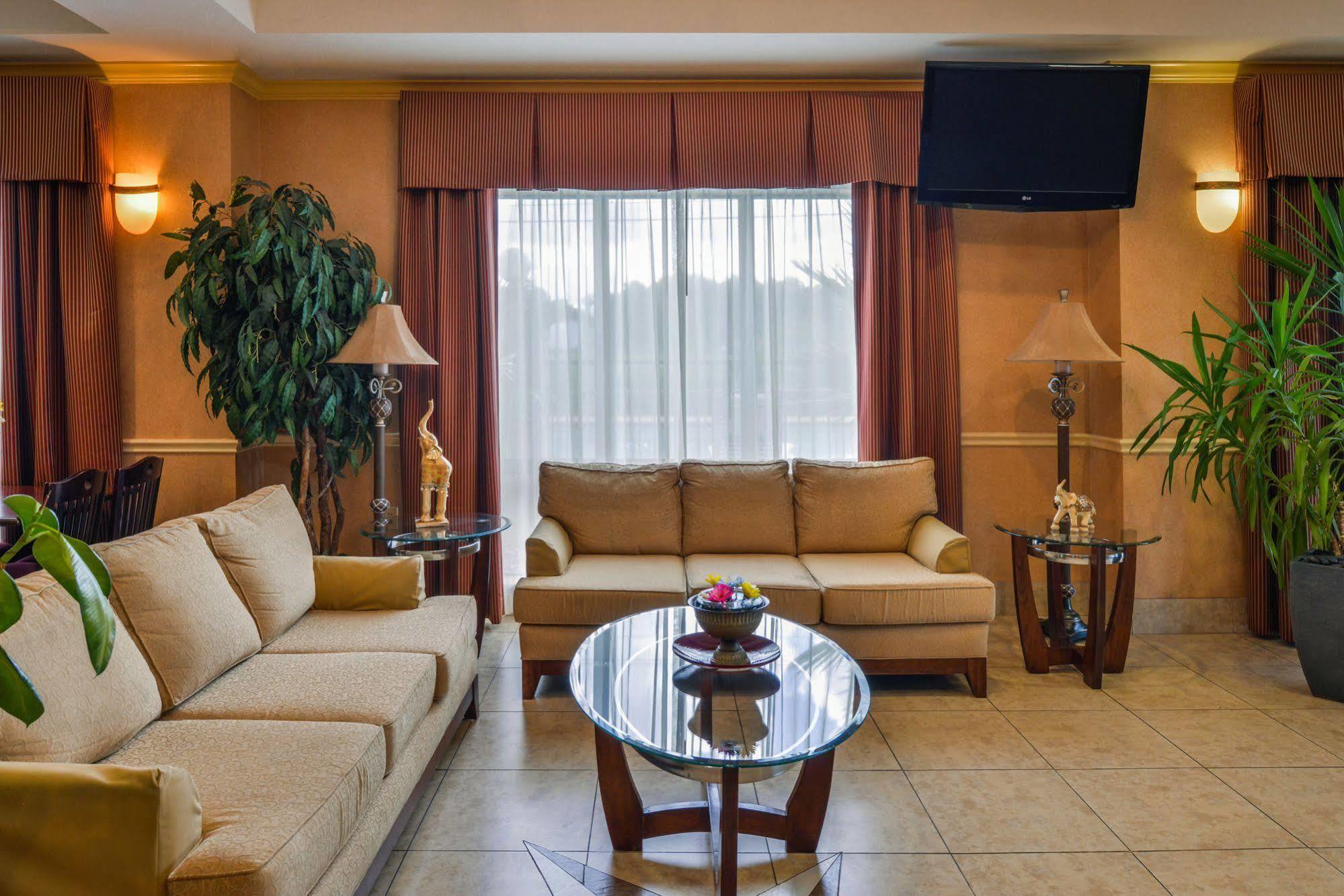 Americas Best Value Inn & Suites-Ливингстън Екстериор снимка