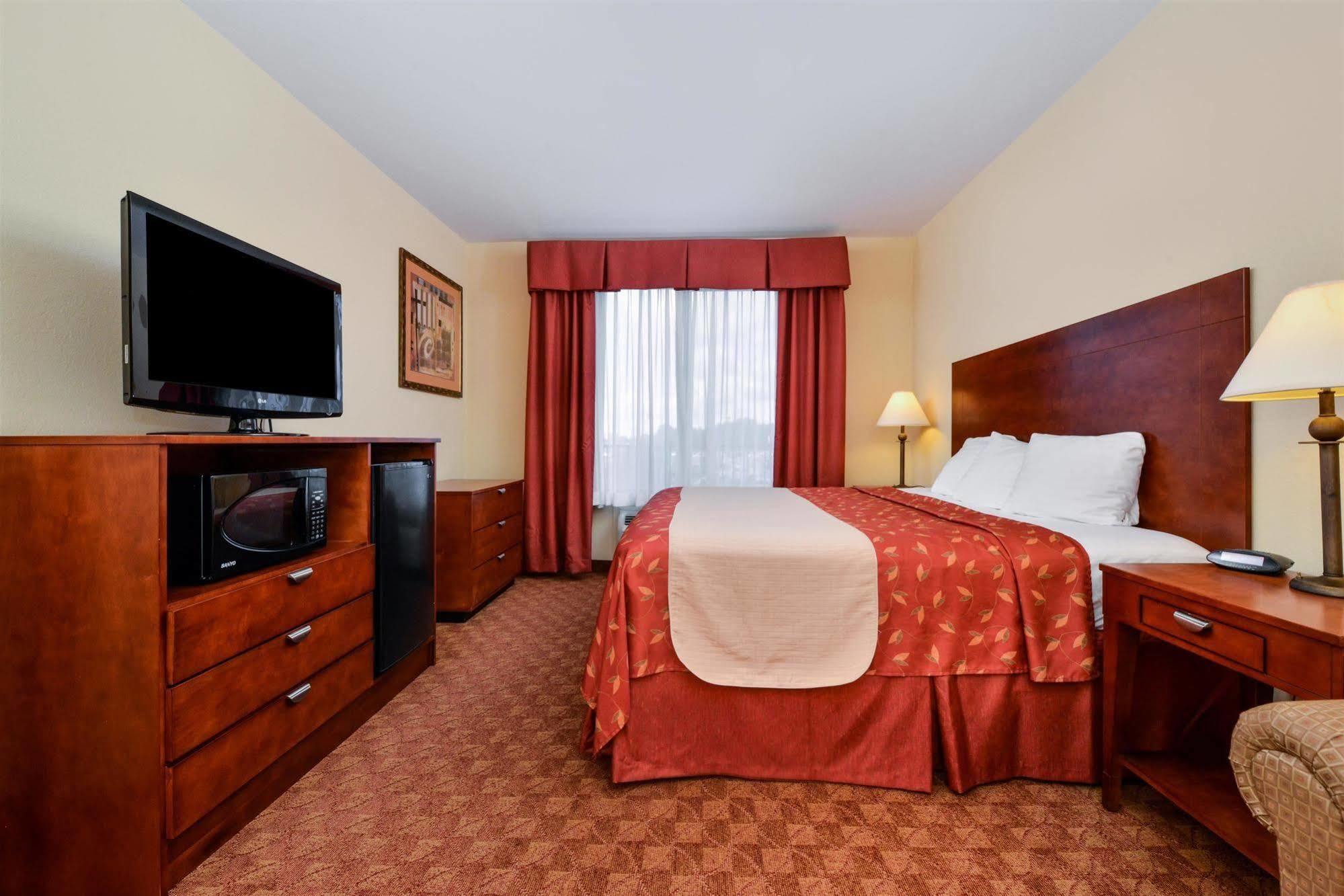 Americas Best Value Inn & Suites-Ливингстън Екстериор снимка
