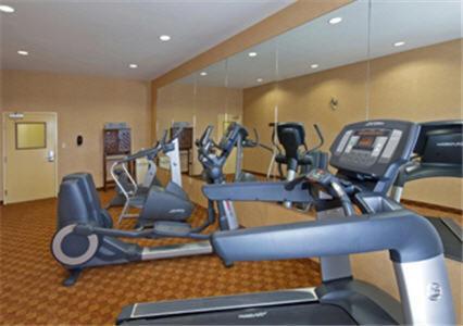 Americas Best Value Inn & Suites-Ливингстън Екстериор снимка